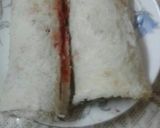 होम मेड स्विस रोल्स (Home made swiss rolls recipe in hindi) रेसिपी चरण 3 फोटो
