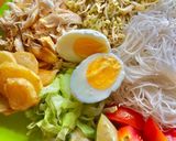 Foto langkah ke 4 dari resep Soto Ayam Bumbu Kuning.