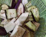 Foto langkah ke 2 dari resep Terong teri sambalado.