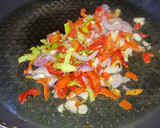 Foto del paso 2 de la receta: Revoltillo con atún