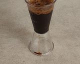 Foto langkah ke 2 dari resep Caramel Iced Coffee.