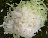 Foto del paso 1 de la receta Tortitas de calabacín, ensalada de Kale, cañamonesa y Agua de Mar