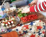 Foto del paso 3 de la receta: Brochetas de corazoncito 🍢
