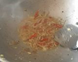 Foto langkah ke 4 dari resep Nasi goreng ikan teri.