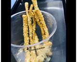 A picture of step 4 of Golden sesame sticks.