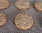 Foto del paso 3 de la receta: Galletitas de avena y coco 😋