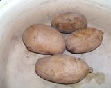 Diós gnocchi, csokiöntettel recept fázis 1 fotója