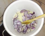 A picture of step 3 of Potatoe chicken soup.