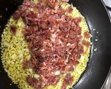 Foto del paso 1 de la receta Tortilla de jamón con cebolla y pimientos rojo