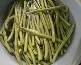 Foto langkah ke 1 dari resep Baby Buncis Bawang Putih.