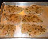 Foto del paso 2 de la receta Pechuga de pollo a la plancha con cebolla y cebollines salteados