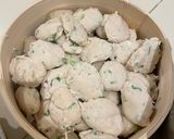 Foto langkah ke 4 dari resep Siomay udang campur Ayam.
