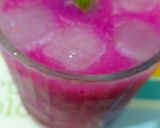 A picture of step 3 of Dragon Fruit & Apple smoothie.