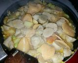 Foto langkah ke 6 dari resep Bakso kerupuk balado.