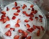 Erdei gyümölcsös, jaurtos torta recept fázis 8 fotója