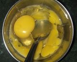 A picture of step 1 of Vegetables omelette.