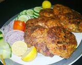 A picture of step 6 of Kachy qeema ke kabab.