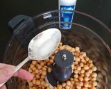 Une image de l'étape 2 de Houmous express (sans tahin).