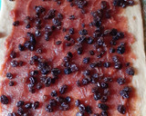 Foto del paso 3 de la receta: Rosca rellena de membrillo y pasas de uva🧉