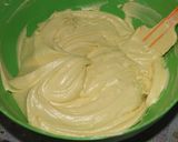 Foto langkah ke 5 dari resep Basic Butter Cup Cake.
