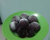 Foto langkah ke 6 dari resep Bola bola Ubi Ungu isi Gula Aren.