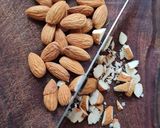Foto del paso 2 de la receta: Galletas saludables de avena y almendras con chocolate de alto contenido en cacao 🍫