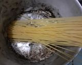 Foto langkah ke 1 dari resep Spaghetti Goreng Pedas.