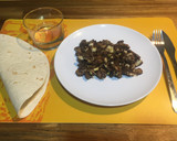 Foto del paso 5 de la receta: Taco de setas y morcilla de arroz
