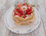 Une image de l'étape 8 de Charlotte aux fraises 🍓.