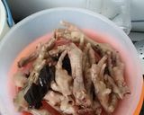 Foto langkah ke 1 dari resep Ceker Goreng Tulang Lunak.