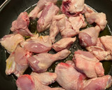 Foto del paso 2 de la receta: Pollo frito al ajillo