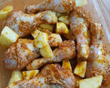 Foto del paso 3 de la receta: Pollo con paprika y papas al horno