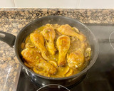 Foto del paso 7 de la receta: Muslitos de pollo con champiñones