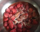 A picture of step 1 of Strawberry Sauce.