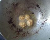 A picture of step 4 of Chicken papaya corn.