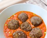 Foto del paso 5 de la receta: Albóndigas de lentejas con salsa de tomate
