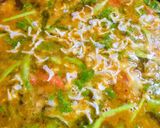 A picture of step 4 of Chota halkkusha (thumbai) rasam.