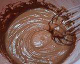 Foto langkah ke 4 dari resep Chocolate Mochi Cake.