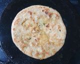 કાચા કેળા ના પરાઠા (Raw Banana Stuffed Paratha Recipe In Gujarati) રેસીપી સ્ટેપ7ફોટો