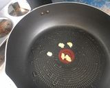 รูปขั้นตอนการทำที่ 6 ของ ฟักทองผัดไข่ (อาหารเด็ก/ก่อนขวบไม่ปรุง)