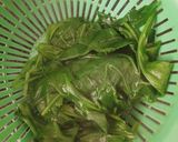 A picture of step 1 of Palak Paneer.