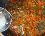 Foto del paso 4 de la receta: Muslos de Pollo Guisados