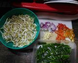 Foto langkah ke 1 dari resep Tumis toge kacang panjang.