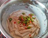 A picture of step 5 of White sauce pasta.