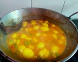 মটরশুঁটি দিয়ে নতুন আলুর দম(notun aloor dum recipe in Bengali) রেসিপি ধাপ - 6 ছবি