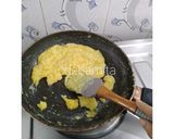 A picture of step 2 of Nagpur style Orange Halwa without sugar.