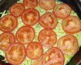 Foto del paso 2 de la receta: Tortilla de zucchini tipo pizza