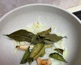 Foto langkah ke 3 dari resep Tumis Daging Sliced Pedas.