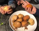 Foto del paso 6 de la receta: Huevos de Pascua, decorados con un tinte natural