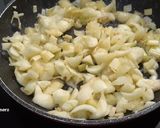 Foto del paso 2 de la receta: Espaguetis con salsa de calabacín y puerro